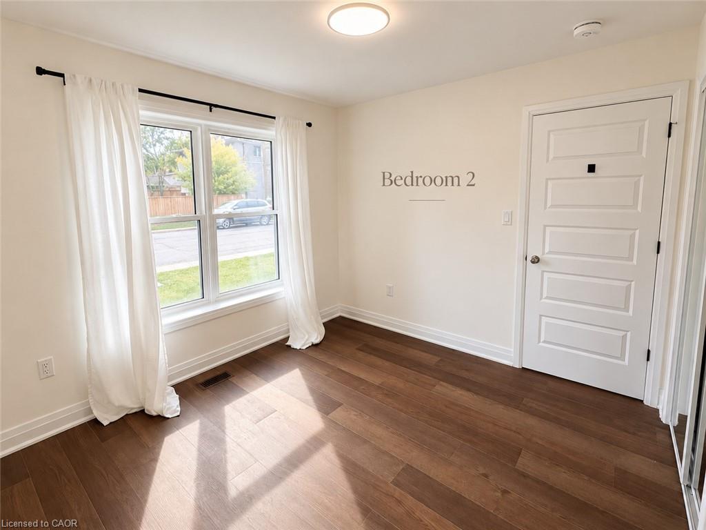 15 Keele Street Unit B Property Photo 13