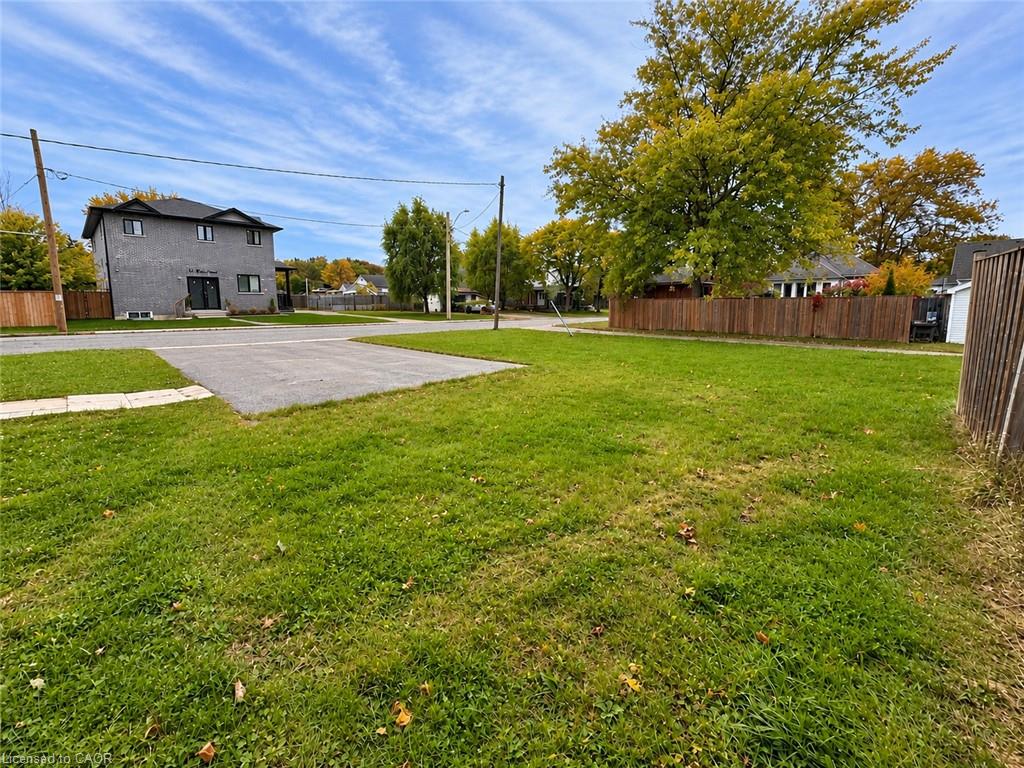 15 Keele Street Unit B Property Photo 31