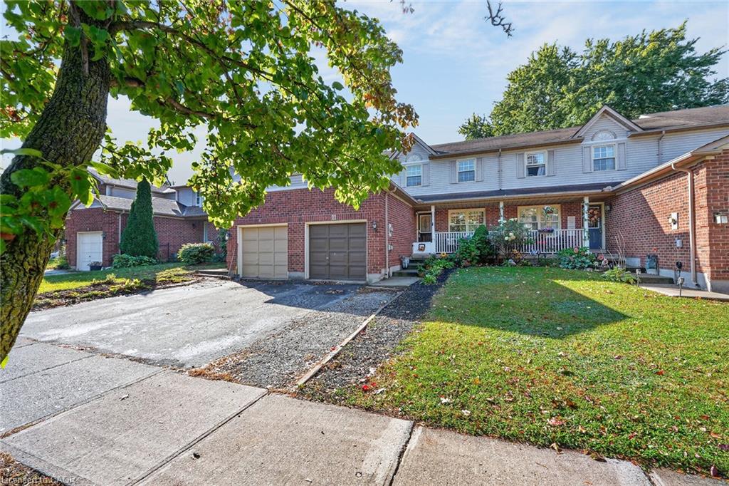 11 Hedge Lawn Drive Property Photo 1