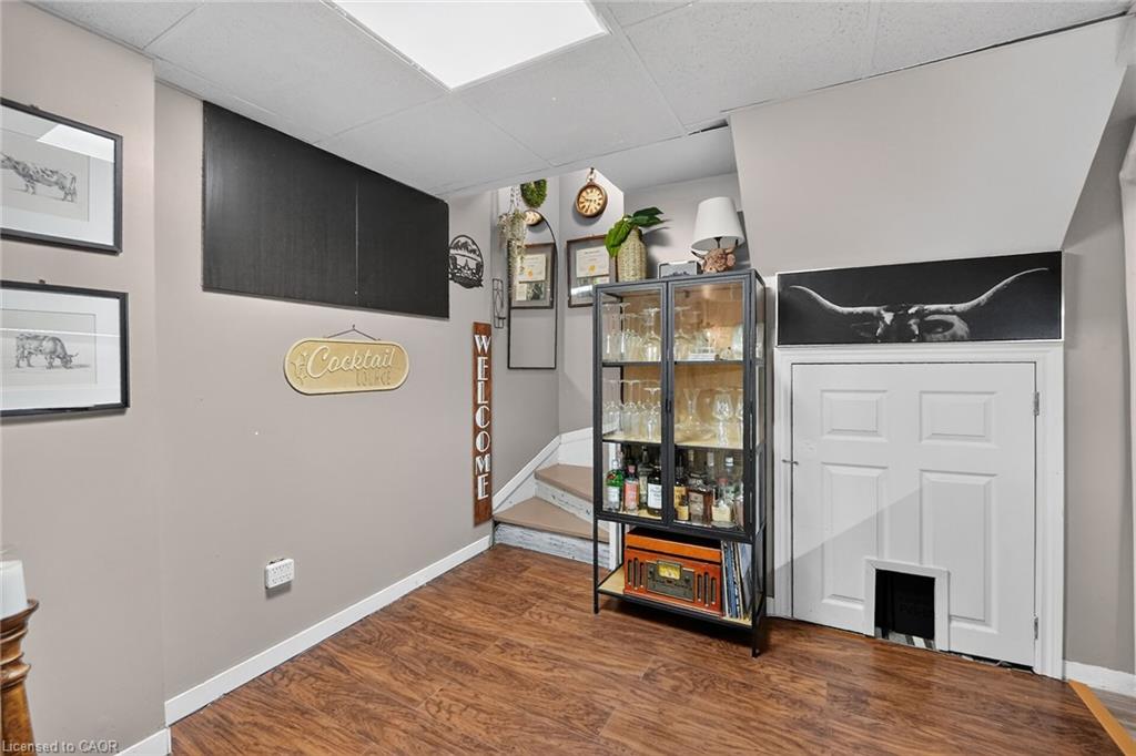 11 Hedge Lawn Drive Property Photo 27