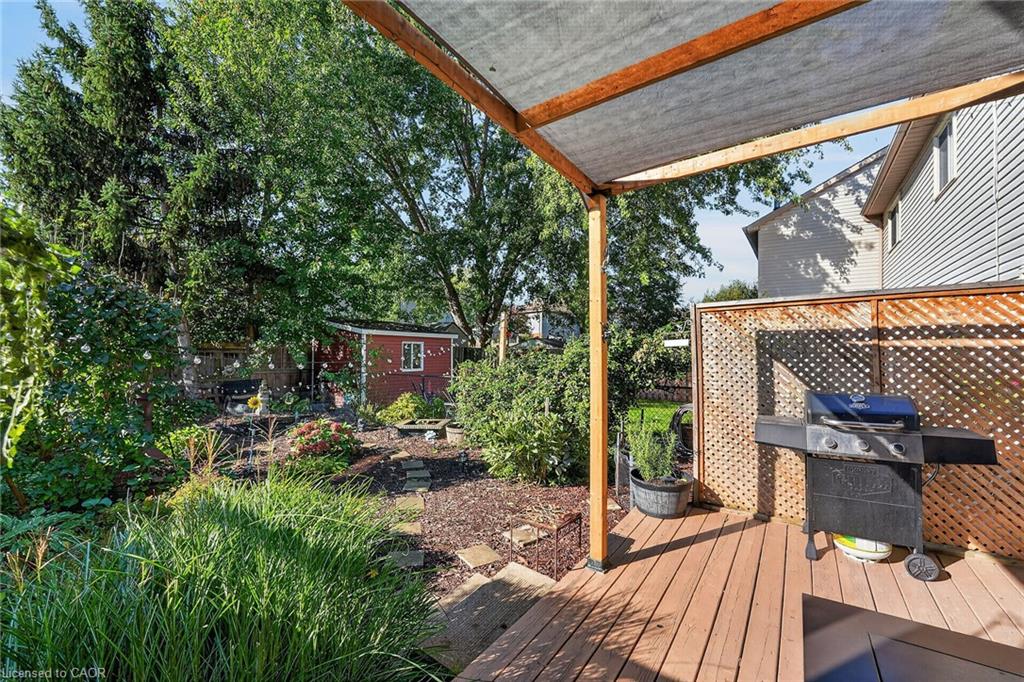 11 Hedge Lawn Drive Property Photo 40