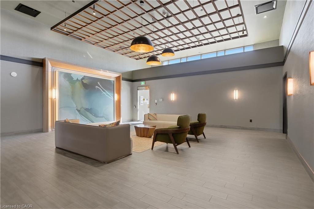 425-450 Dundas Street E Property Photo 4