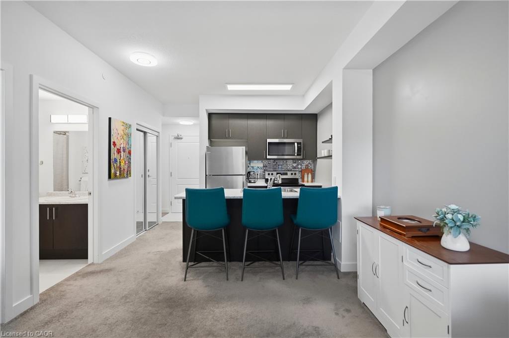425-450 Dundas Street E Property Photo 13