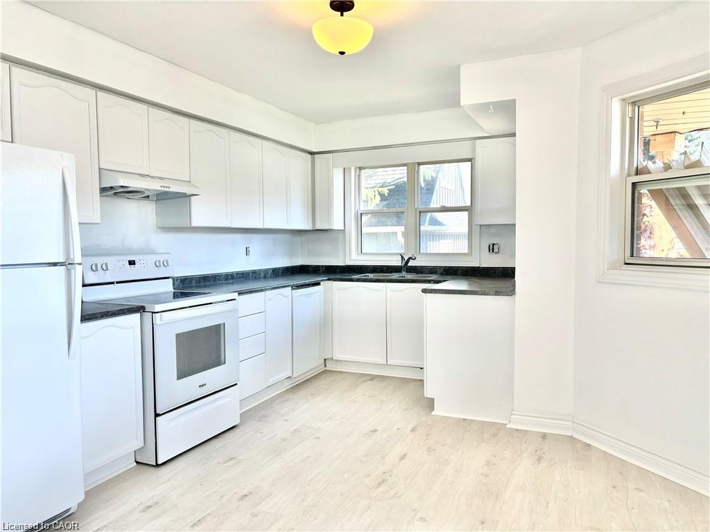 A-299 Main Street E Property Photo 6