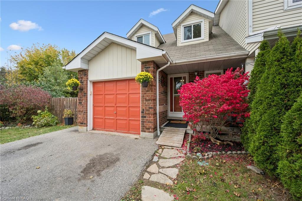 41 Grandridge Crescent Property Photo 6