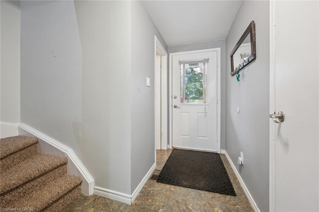 41 Grandridge Crescent Property Photo 8