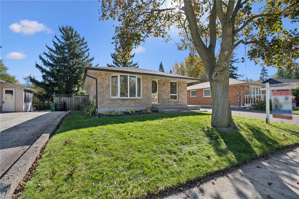 11 Caledon Court Property Photo 3