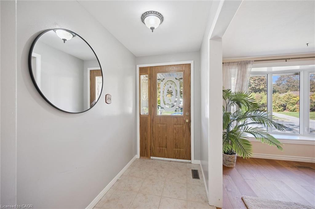 11 Caledon Court Property Photo 6