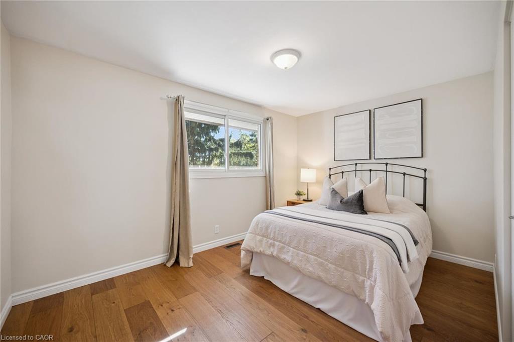 11 Caledon Court Property Photo 18