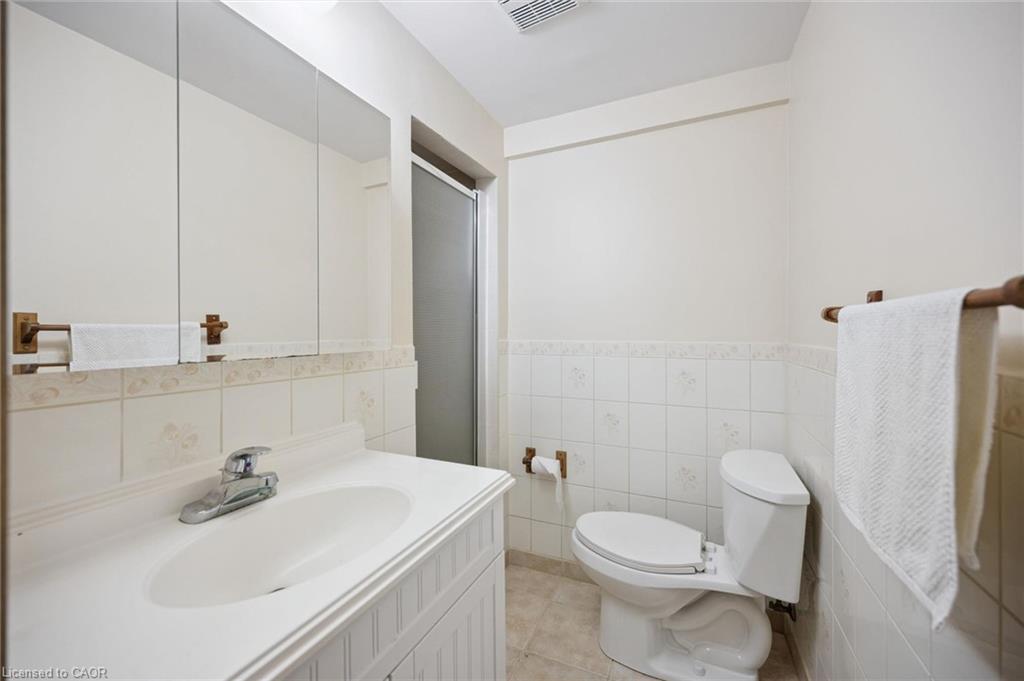 11 Caledon Court Property Photo 31