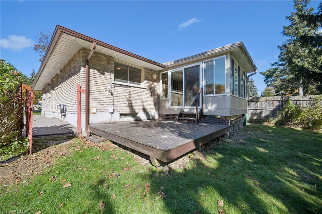 11 Caledon Court Property Photo 34