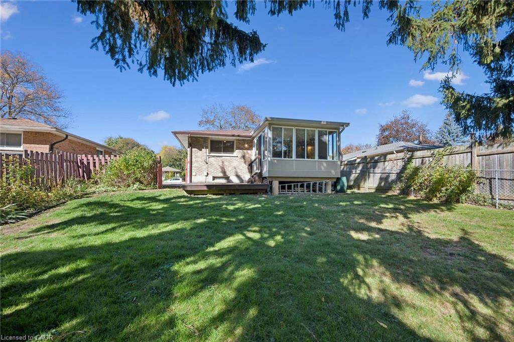 11 Caledon Court Property Photo 37