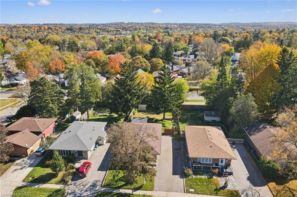 11 Caledon Court Property Photo 38