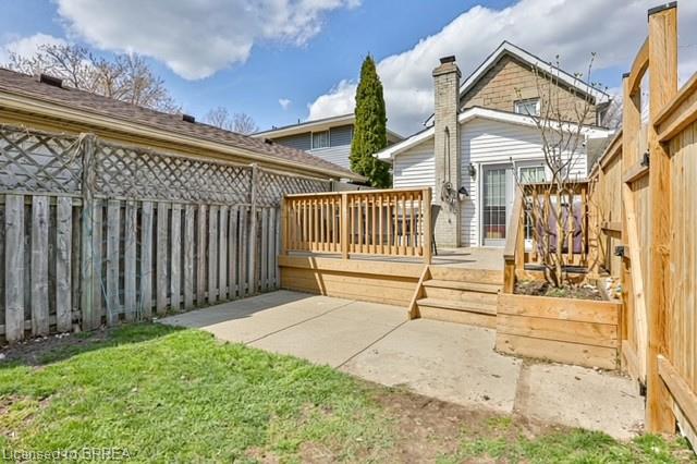 42 Spring Street Property Photo 20