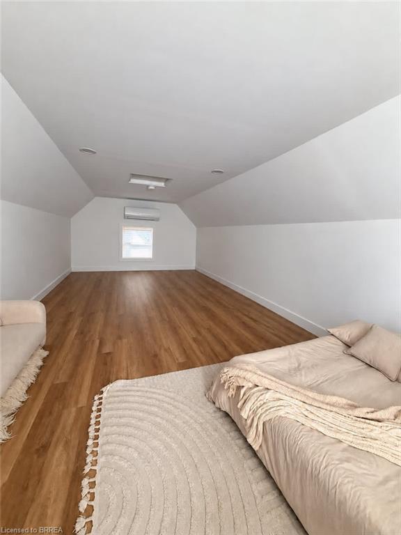 42 Spring Street Property Photo 28