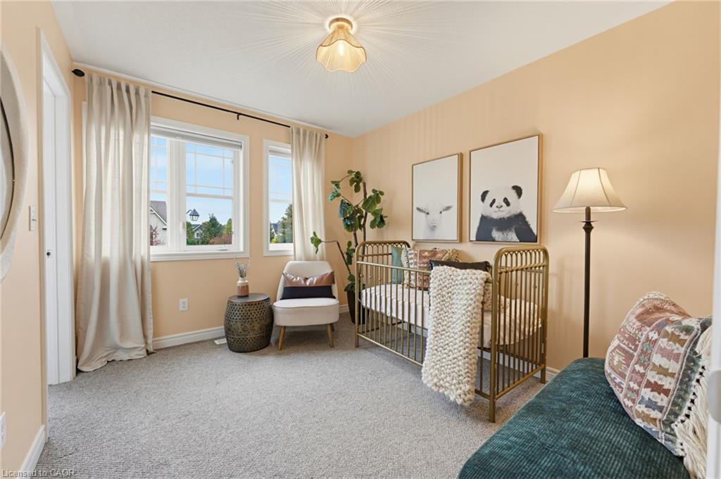 63 Golden Iris Crescent Property Photo 13
