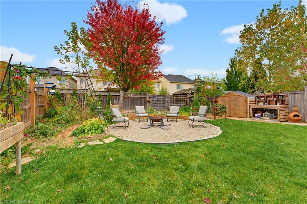 63 Golden Iris Crescent Property Photo 17