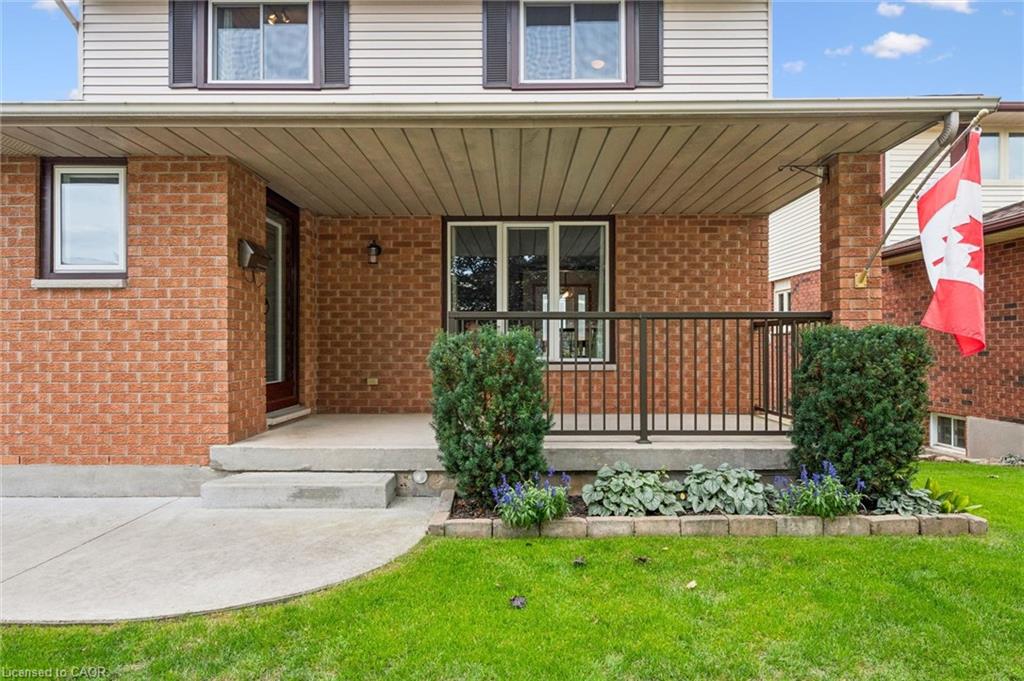 24 Greenwich Drive Property Photo 2