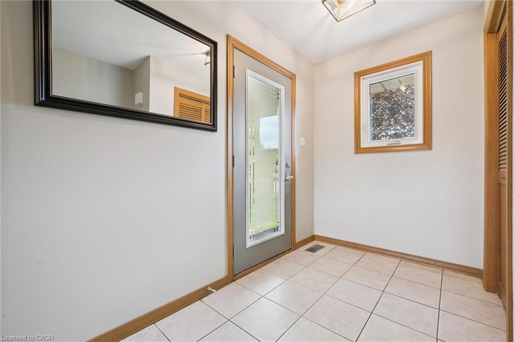 24 Greenwich Drive Property Photo 3