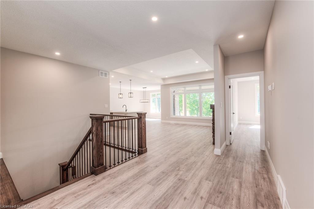 24 Tupelo Crescent Property Photo 9