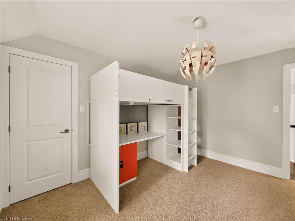 991 Glenwood Avenue Property Photo 33