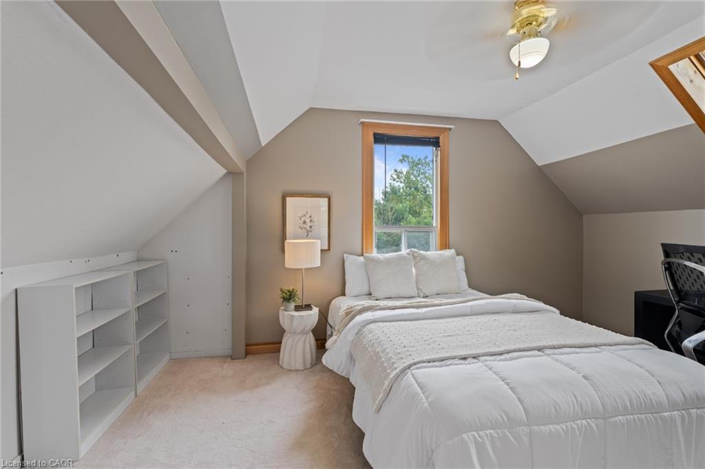 3 1/2 Dundonald Street Property Photo 22