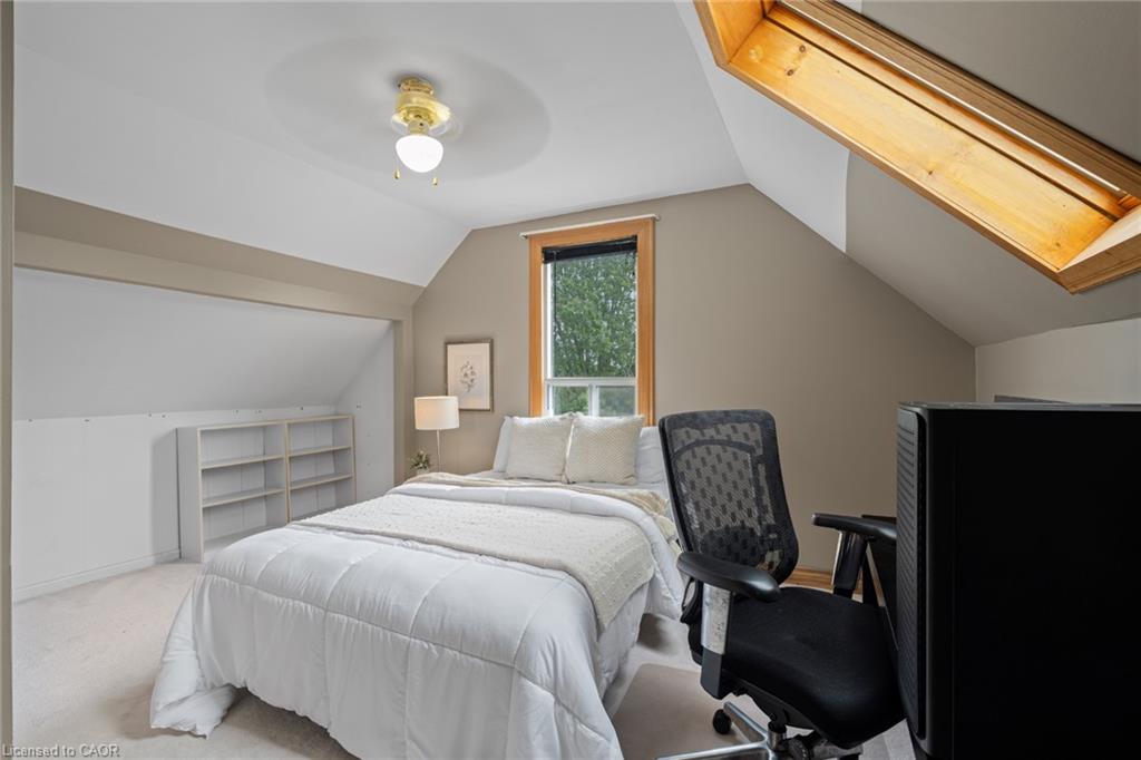 3 1/2 Dundonald Street Property Photo 23