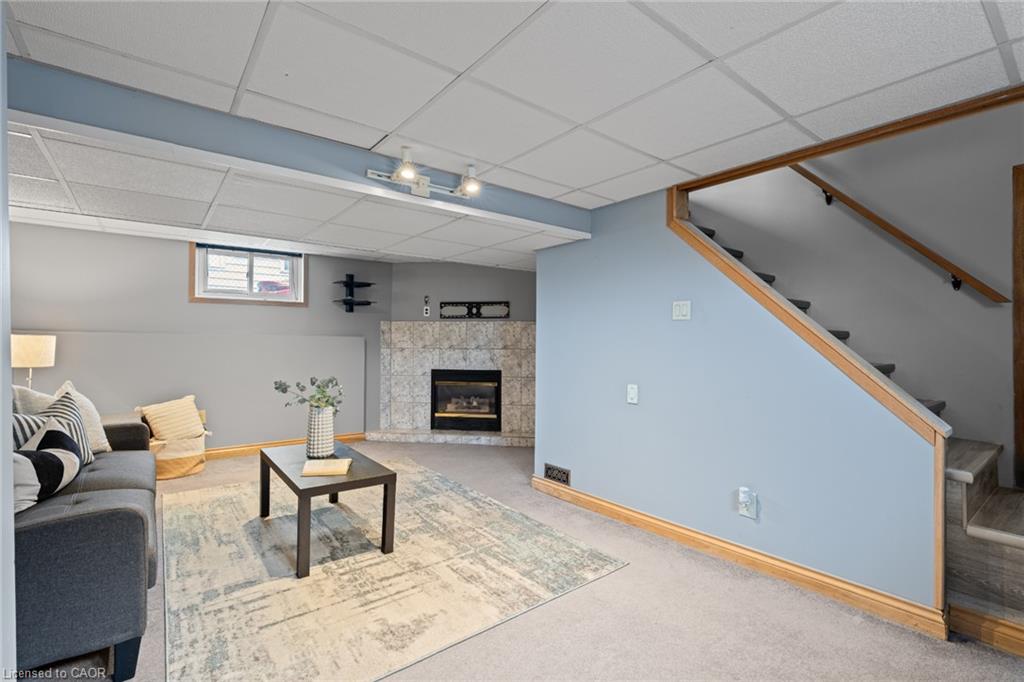 3 1/2 Dundonald Street Property Photo 26