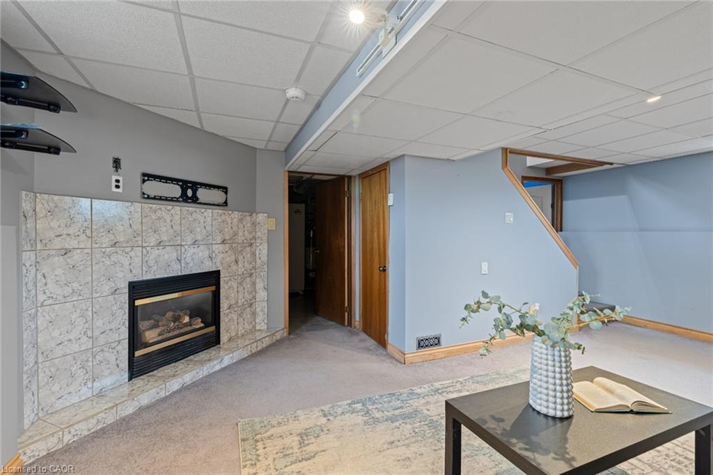 3 1/2 Dundonald Street Property Photo 28