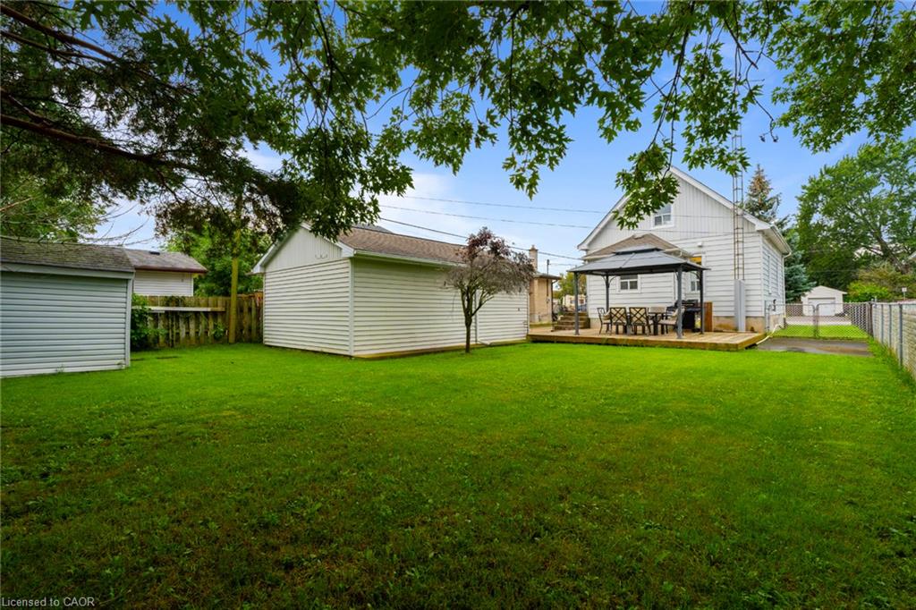 3 1/2 Dundonald Street Property Photo 36