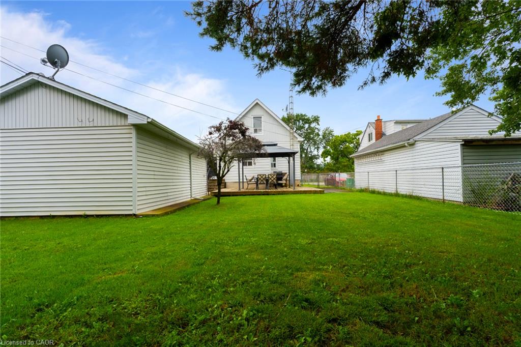 3 1/2 Dundonald Street Property Photo 37