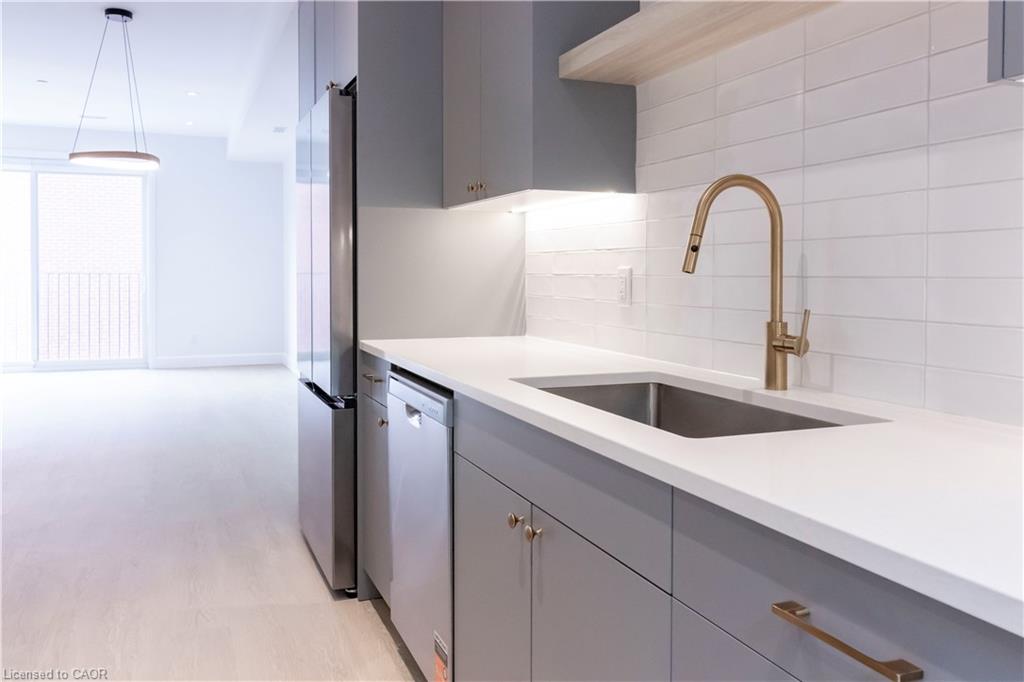 114 Madison Avenue S Unit 6 Property Photo 5