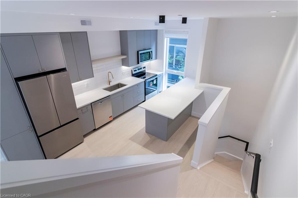114 Madison Avenue S Unit 6 Property Photo 10