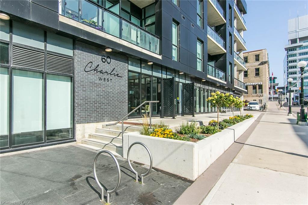 2903-60 Charles Street W Property Photo 2
