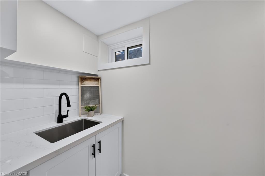 2141 Herridge Drive Property Photo 30