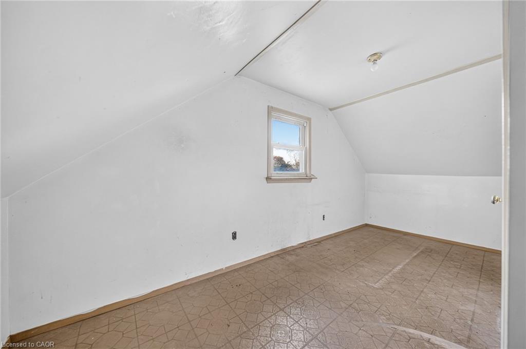 439 Alice Avenue Property Photo 12