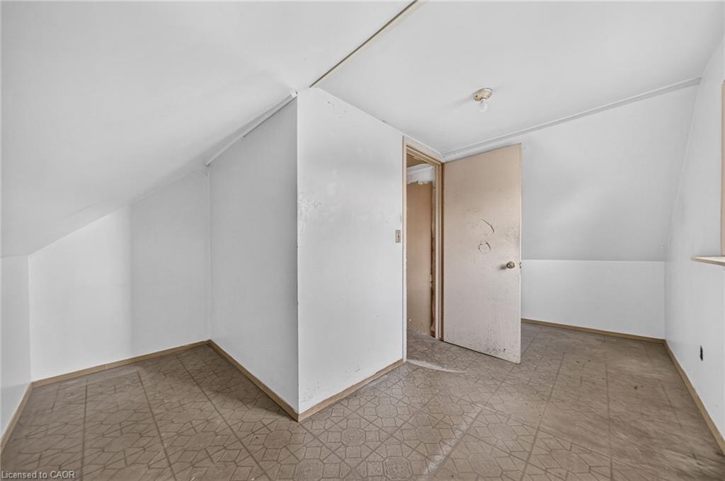 439 Alice Avenue Property Photo 13