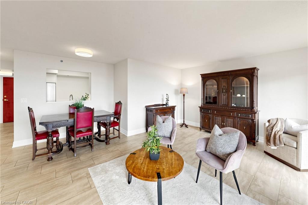 2416-100 Burloak Drive Property Photo 15