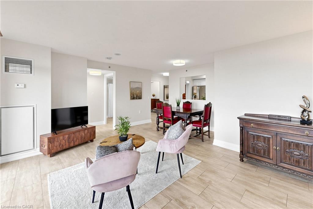 2416-100 Burloak Drive Property Photo 16