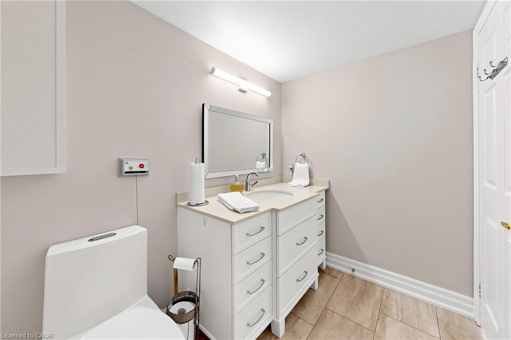 2416-100 Burloak Drive Property Photo 24