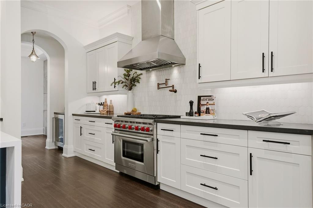 175 North Shore Boulevard W Property Photo 15