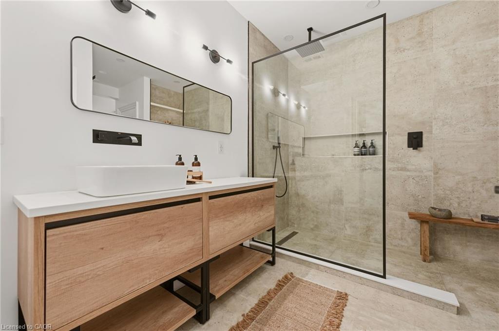 175 North Shore Boulevard W Property Photo 35