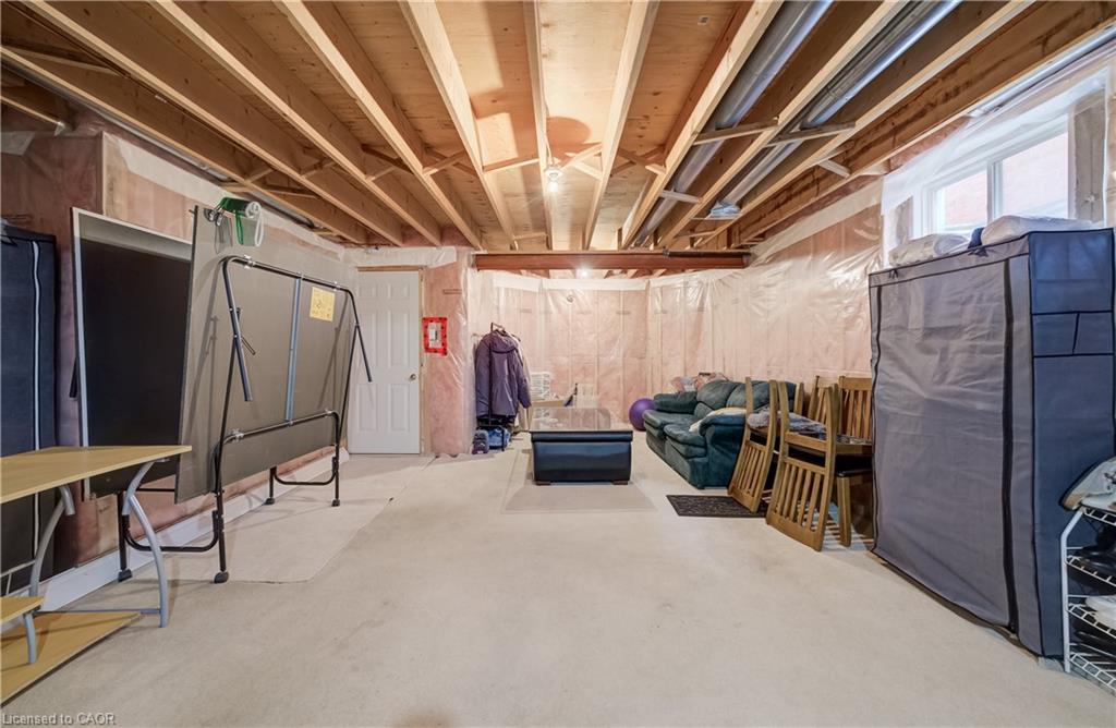 245 Fern Crescent Property Photo 30