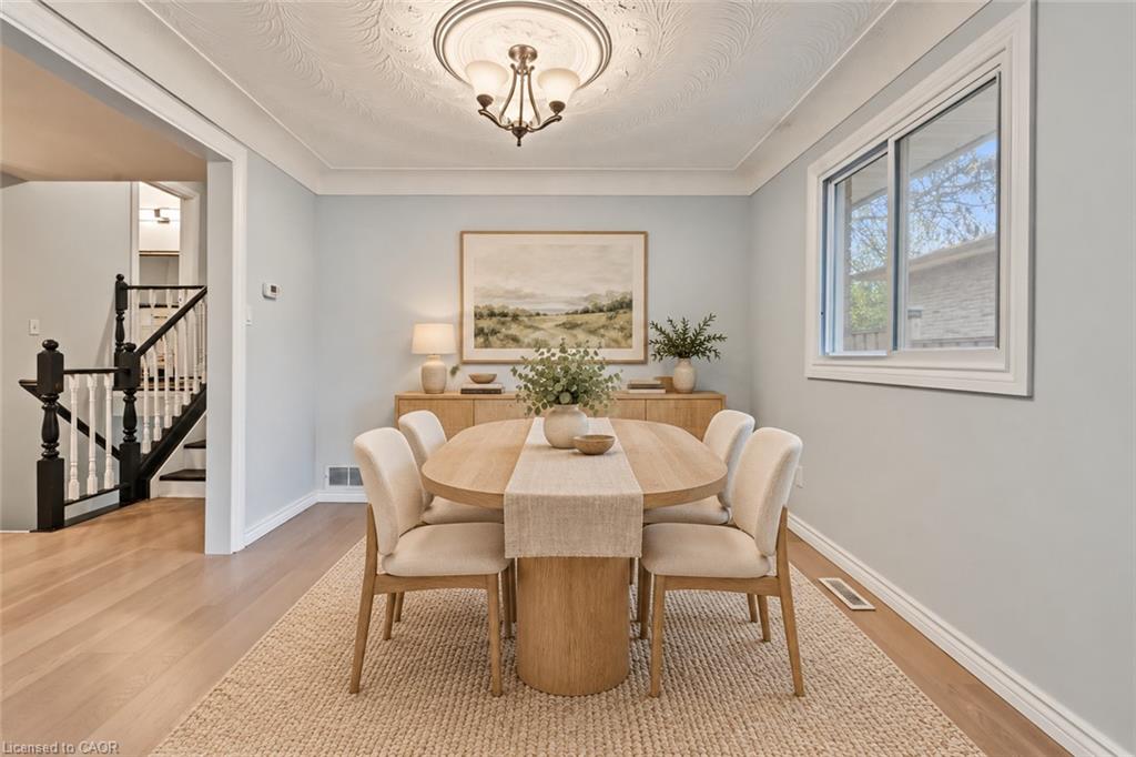 8 Valanna Court Property Photo 6