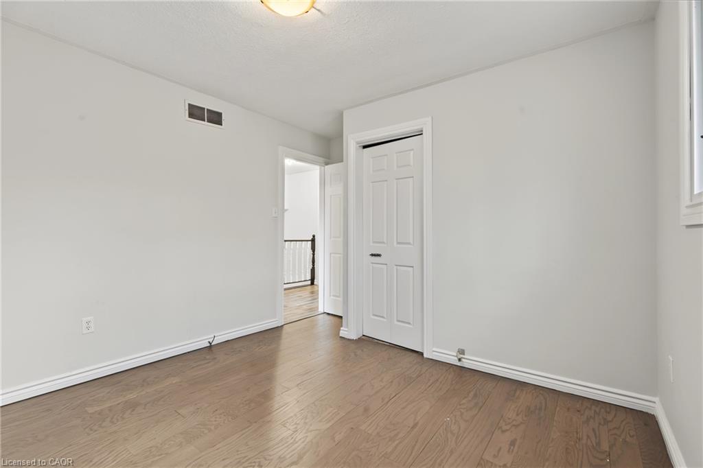 8 Valanna Court Property Photo 20