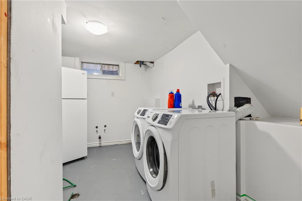 8 Valanna Court Property Photo 32