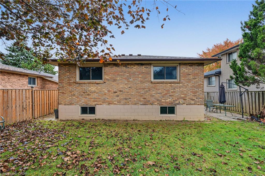 8 Valanna Court Property Photo 39