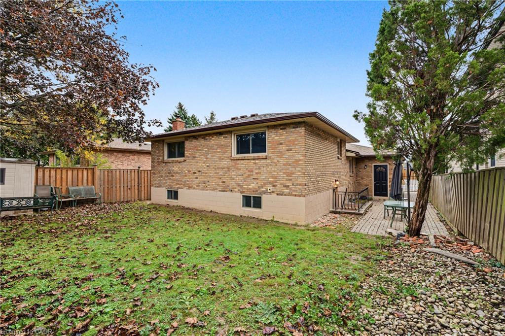 8 Valanna Court Property Photo 40