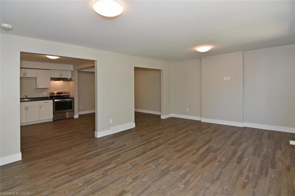 1 Southwood Crescent Property Photo 5