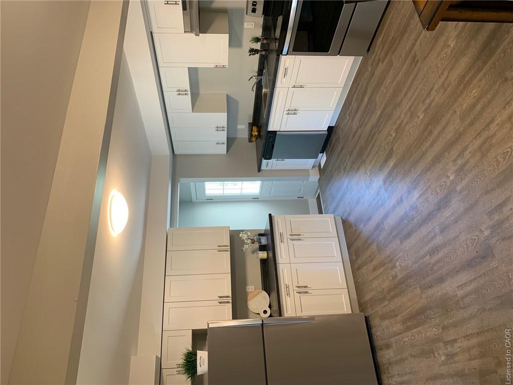 1 Southwood Crescent Property Photo 18